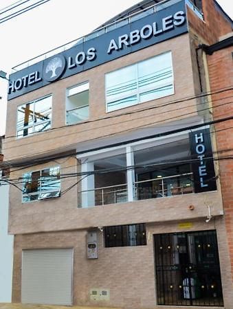 Casa Hotel Los Arboles Bello Eksteriør billede
