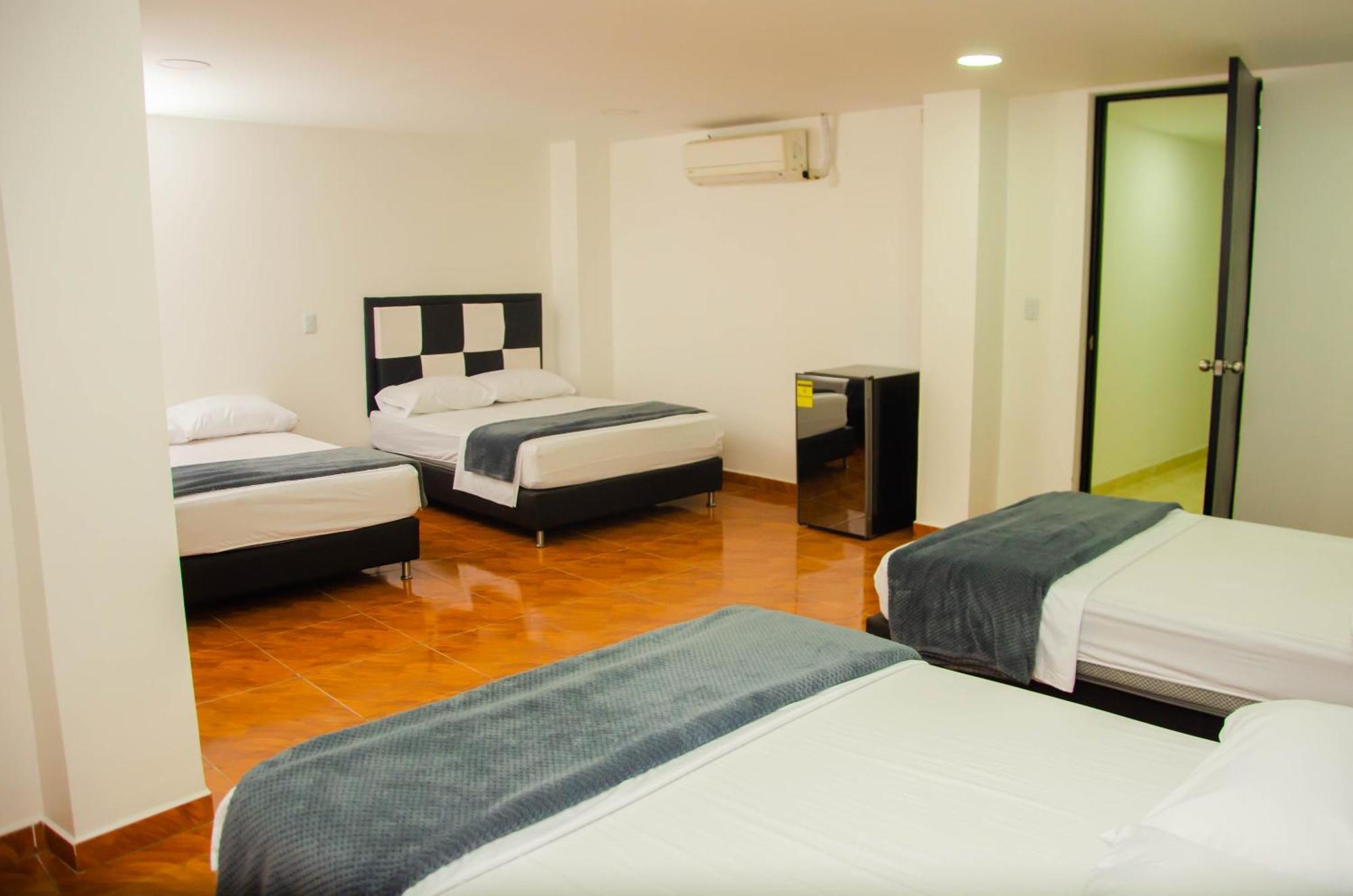 Casa Hotel Los Arboles Bello Eksteriør billede